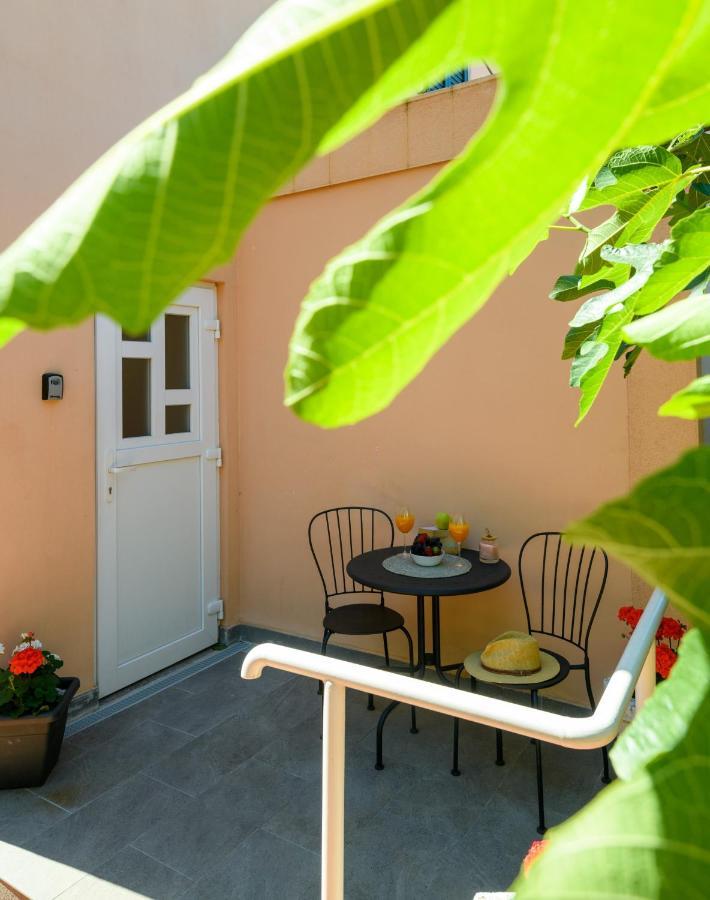 Sunny Getaway Apartments Дубровник Екстер'єр фото