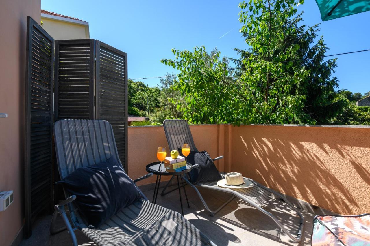 Sunny Getaway Apartments Дубровник Екстер'єр фото